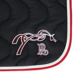 PÉNÉLOPE Pénélope Schabracke Classique Springen Schwarz/Rot Warmblut -Waldhausen Verkaufe agradi 44990616 5.7d9948 1