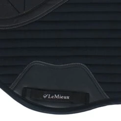 LeMieux Schabracke Softshell Grip EuroJump Burgunderrot L (Warmblut) -Waldhausen Verkaufe agradi 45077538 4.d29a5f 1