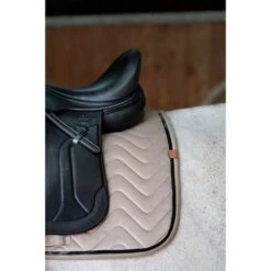 EQUITHÈME Schabracke Glossy Dressur Schwarz Warmblut -Waldhausen Verkaufe ekkia 204 765 005 det1.452e95 5