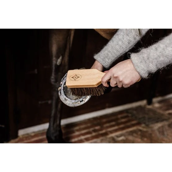 Grooming Deluxe By Kentucky Hufbürste 5 Grooming Deluxe By Kentucky Hufbürste – Bild 3