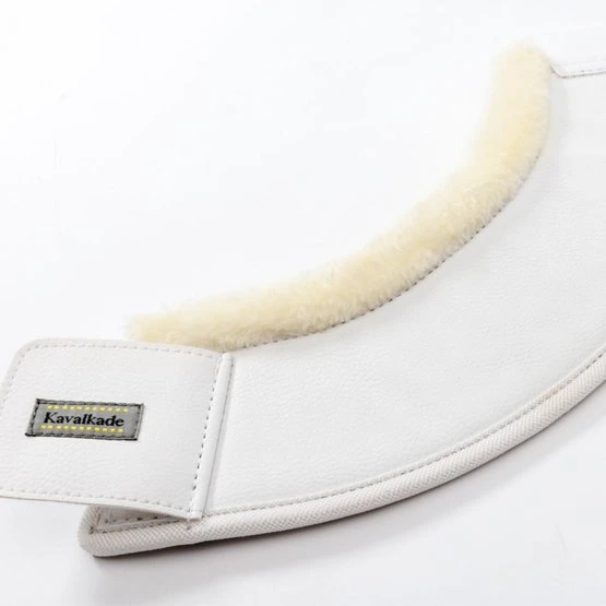 Kavalkade Hufglocken Mit Kunstfell Weiß 4 Kavalkade Hufglocken Mit Kunstfell Weiß – Bild 2