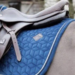 Kentucky Horsewear Kentucky Schabracke Basic Fluwelen Springen Beige Warmblut -Waldhausen Verkaufe kentucky 42589 03 sj 3.709a86