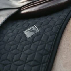 Kentucky Horsewear Kentucky Schabracke Classic Springen Schwarz Warmblut -Waldhausen Verkaufe kentucky 485a0249 564c22e810080218547dfa1c1093aa08 article photobook l.13b4bc 3