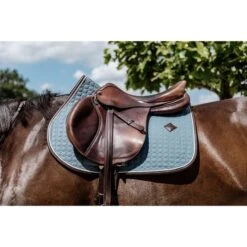 Kentucky Horsewear Kentucky Spring Satteldecke Classic Leder Dusty Blue Warmblut -Waldhausen Verkaufe kentucky 485a1287.992bca
