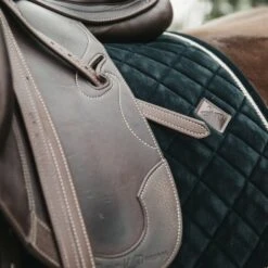 Kentucky Horsewear Kentucky Dressur Satteldecke Corduroy Schwarz Warmblut -Waldhausen Verkaufe kentucky dressuur zadeldekje corduroy pg 1.eb0192
