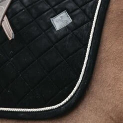 Kentucky Horsewear Kentucky Dressur Satteldecke Corduroy Schwarz Warmblut -Waldhausen Verkaufe kentucky dressuur zadeldekje corduroy zwart 1.ba0ccd