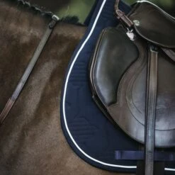 Kentucky Horsewear Kentucky Springsatteldecke Color Edition Mint Warmblut -Waldhausen Verkaufe kentucky pring zadeldekje color edition navy 2.fd2d54 3