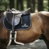 Kentucky Horsewear Kentucky Springsatteldecke Fishbone Leder Schwarz Warmblut -Waldhausen Verkaufe kentucky spring zadeldekje fishbone leather black.6d5e84