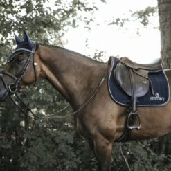 Kentucky Horsewear Kentucky Springsatteldecke Fishbone Leder Weiß Warmblut -Waldhausen Verkaufe kentucky spring zadeldekje fishbone leather navy 2.9ef816 2