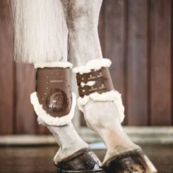 Kentucky Horsewear Streichkappen Sheepskin Elastic Braun Warmblut
