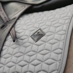 Kentucky Horsewear Kentucky Schabracke Basic Dressur Navy Warmblut -Waldhausen Verkaufe kentucky zadeldekje basic dressuur beige 1.bcfa8d 3