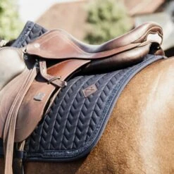 Kentucky Horsewear Kentucky Schabracke Glitter Stone Springen Navy -Waldhausen Verkaufe kentucky zadeldekje glitter stone springen navy 2.18a31b 1