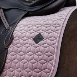 Kentucky Horsewear Kentucky Dressur Satteldecke Velvet Senffarben Warmblut -Waldhausen Verkaufe kentucky zadeldekje velvet dressuur old rose 1.3988ea 2