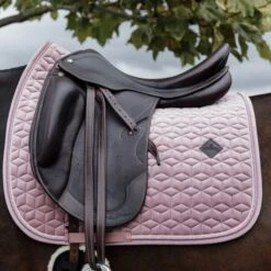 Kentucky Horsewear Kentucky Schabracke Samt Dressur Dunkelgrün 32 Kentucky Horsewear Kentucky Schabracke Samt Dressur Dunkelgrün -Waldhausen Verkaufe kentucky zadeldekje velvet dressuur old rose.48d1d1 1