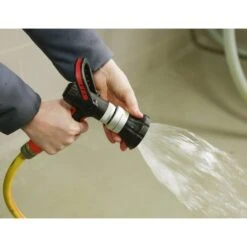 Kerbl Waschbrause Super Jet Schwarz/Rot -Waldhausen Verkaufe kerbl 1518713mood01.5ed3c6