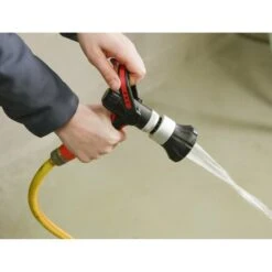 Kerbl Waschbrause Super Jet Schwarz/Rot -Waldhausen Verkaufe kerbl 1518713mood02.2ed17e