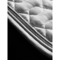 LeMieux Schabracke Crystal Suede Close Contact Schwarz -Waldhausen Verkaufe lemieux lm crystaldetails hr 9 copy 1.8d52f4 1